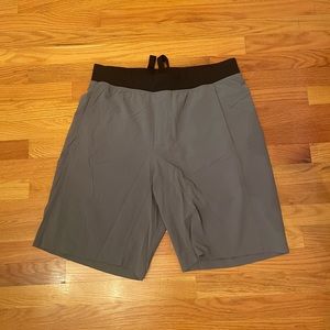 Men’s Lululemon T.H.E Short 11” Linerless -XL